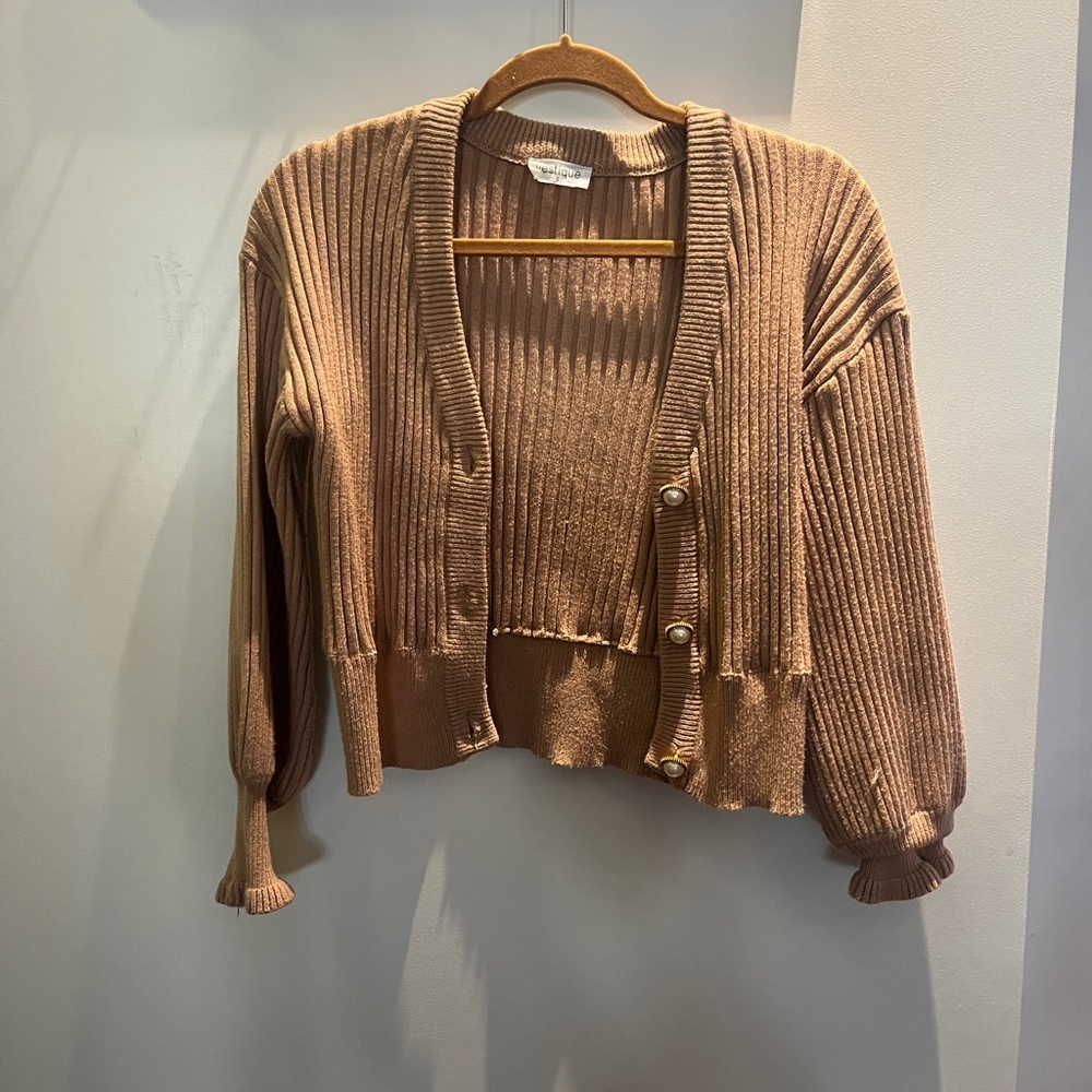 Vestique Tan Cardigan Sweater
Size S